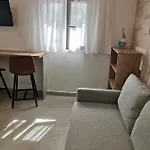 Robinson House In With Sea View, Terrace 4452-1 Okrug Gornji